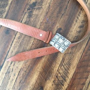 Men’s Italian leather casual belt. Buckle from Italy NWOT